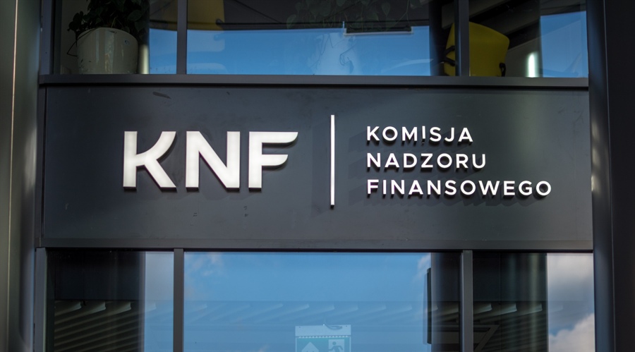 KNF Extends CFD Review, XTB Shares Tumble 7%
