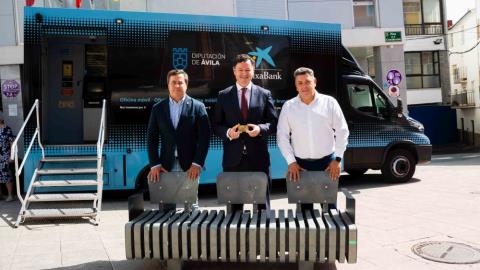 CaixaBank Recycles Bank Cards into Public Benches