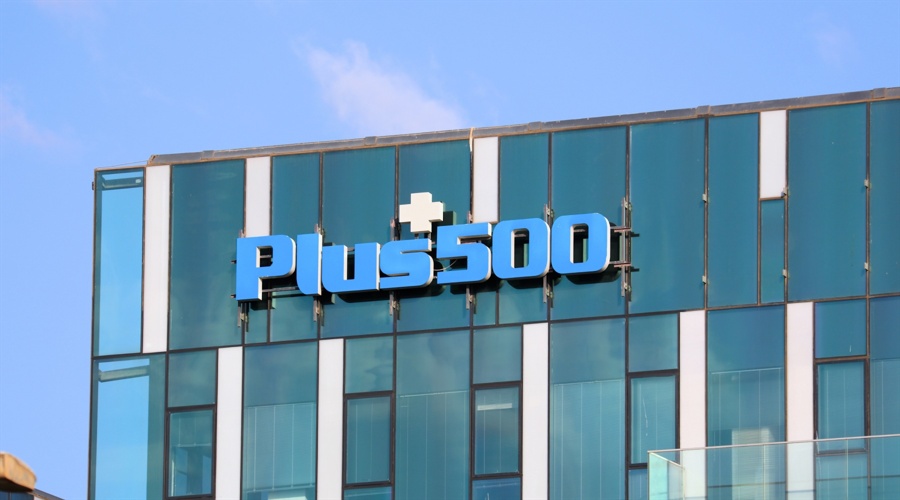 Plus500 Declares $182.5M Payout Exceeding First-Half Profit