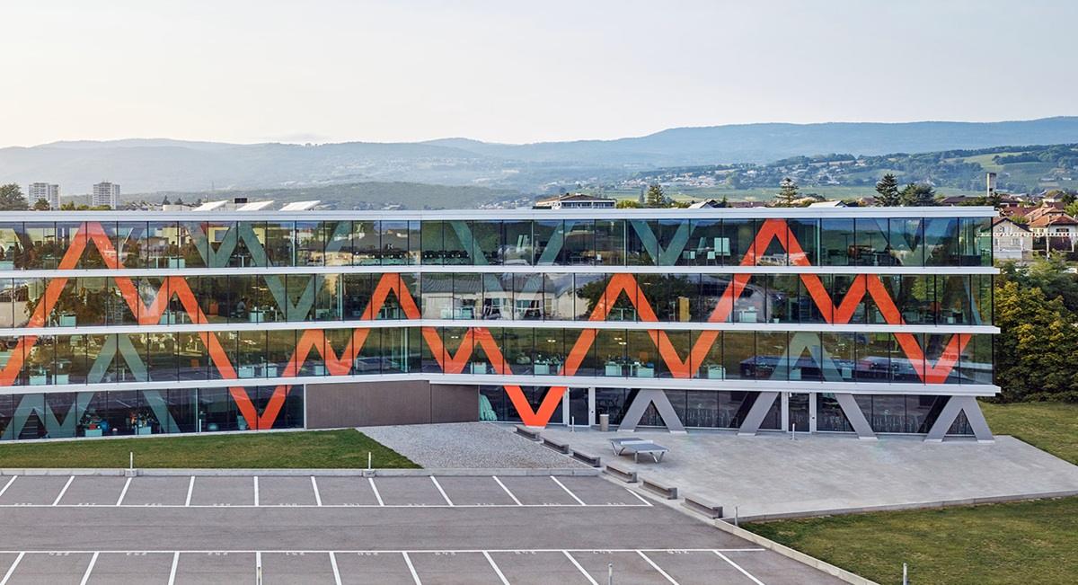 Swissquote Shares Tumble 12% on H1 2026 Profit Drop