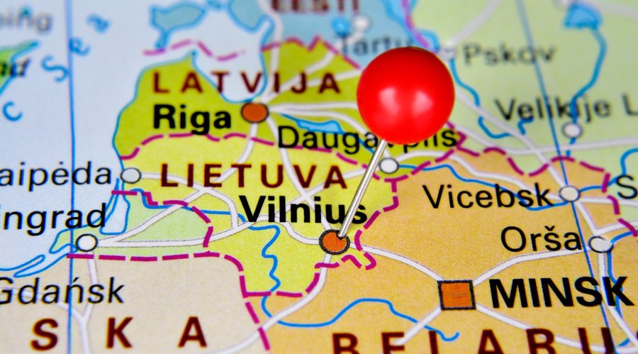 Lithuania Faces Surge in Retail Investment Clients Amidst Unnamed Firm's Growth