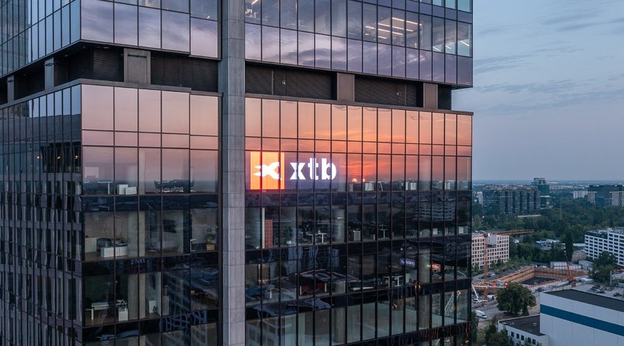 XTB Expands Portfolio Management and Crypto Services in Spain