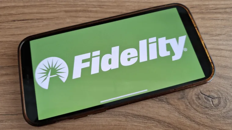 Fidelity Proposes 100% Ether Staking for Ethereum ETF